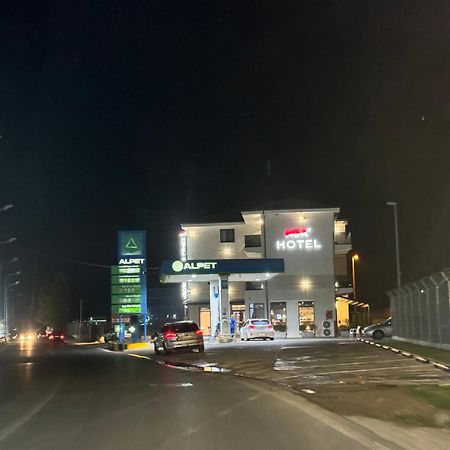Side Airport Hotel Κρούγια Εξωτερικό φωτογραφία